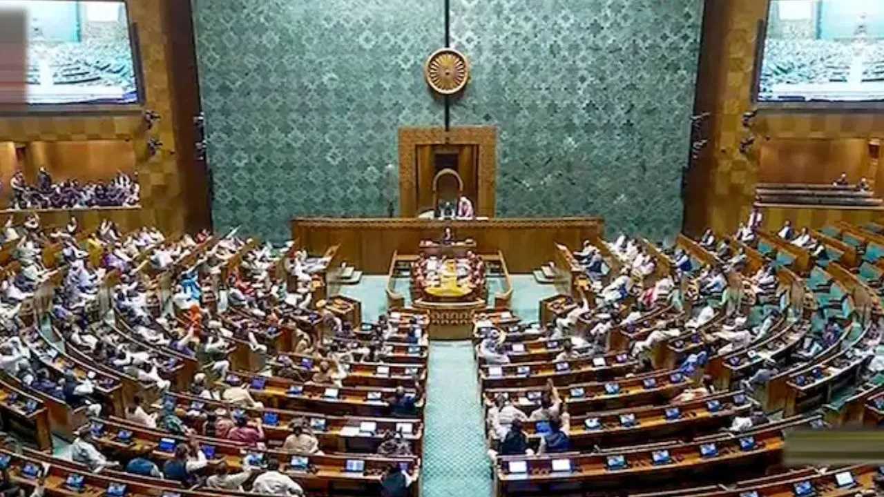 वन नेशन वन इलेक्शन : कांग्रेस ने विधेयक पेश करने का किया विरोध, लोकसभा में दिया नोटिस